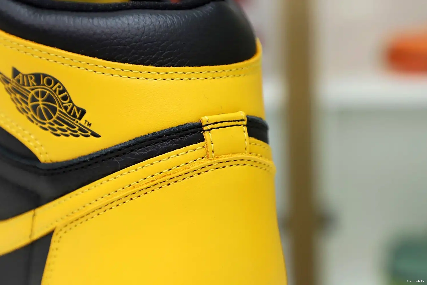 AIR 1 RETRO HIGH Kimikick OG 'POLLEN' JORDAN 0531